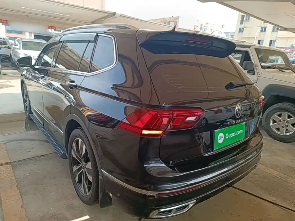 Volkswagen Tiguan L L 2024 330TSI AT R-Line