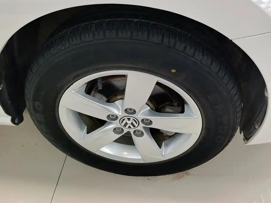 Volkswagen Polo — миниатюра 6