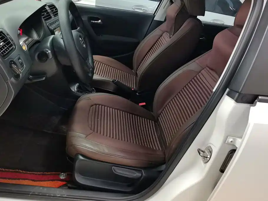 Volkswagen Polo — миниатюра 9