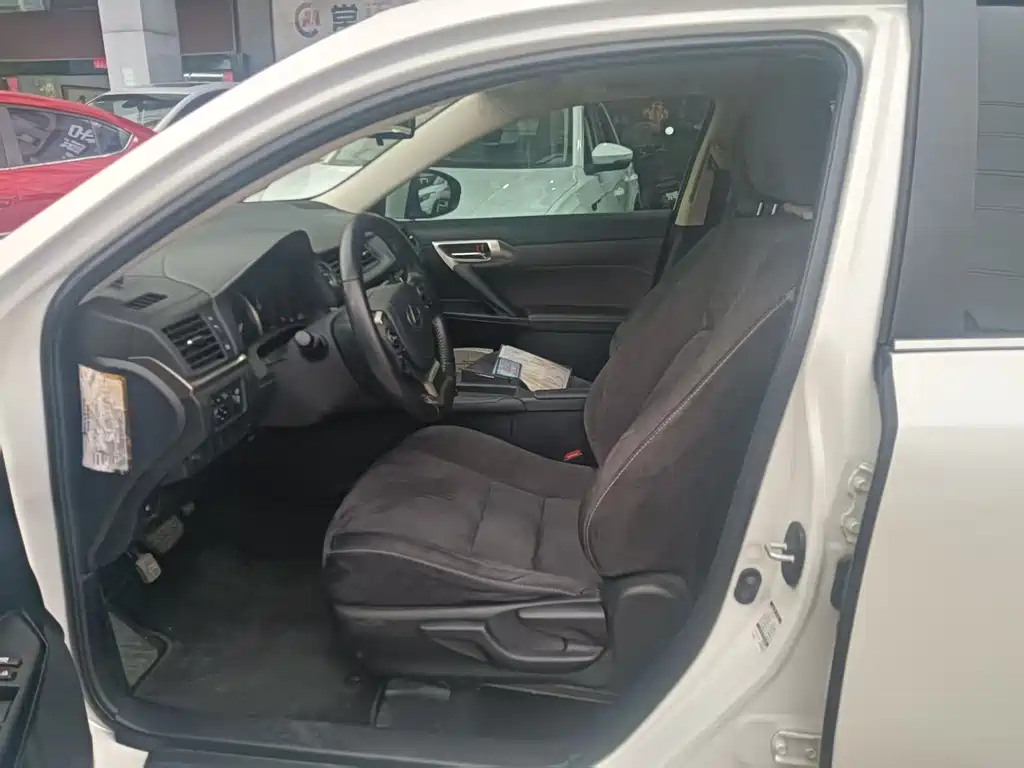 Lexus CT 2020 CT200h Elite