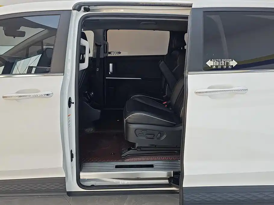 Hyundai Custo — миниатюра 11
