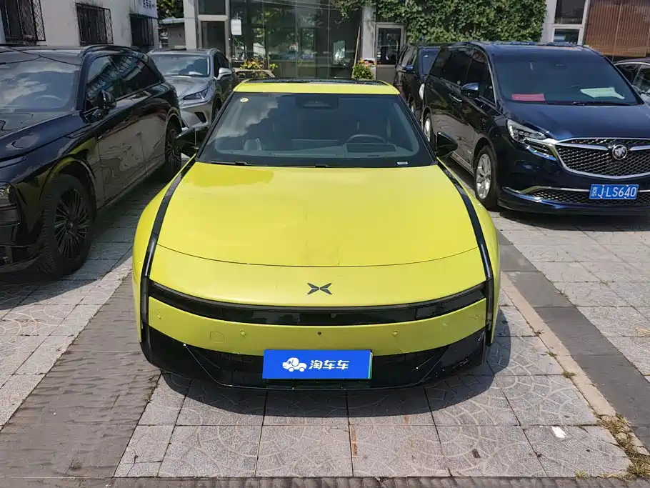 XPeng P7 — миниатюра 2