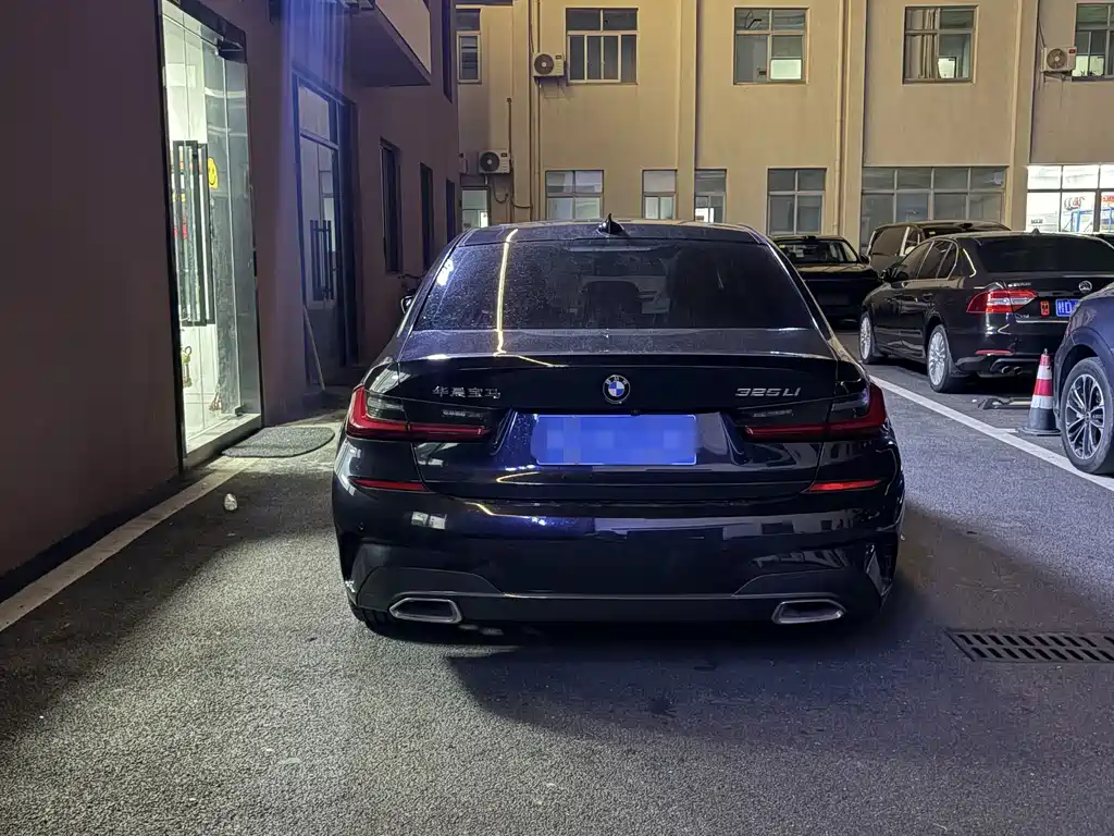 BMW 3 Series — миниатюра 7