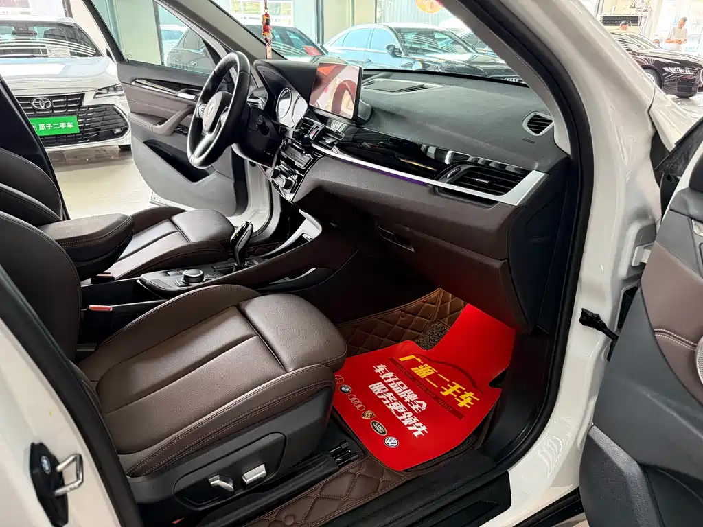 BMW X1 — миниатюра 9