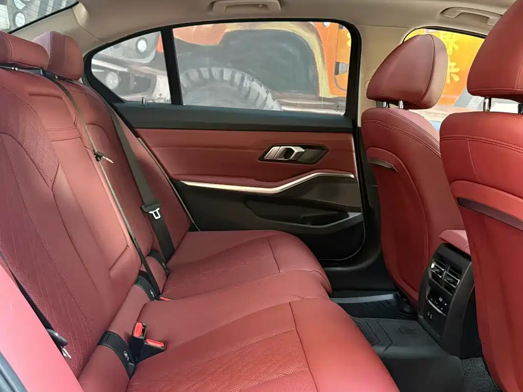 BMW i3 — миниатюра 9