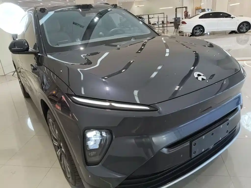 NIO ES8 — миниатюра 4