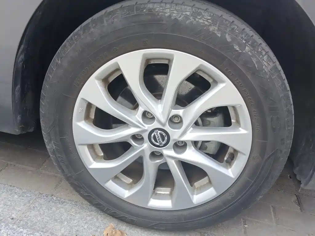 Nissan Sylphy — миниатюра 8