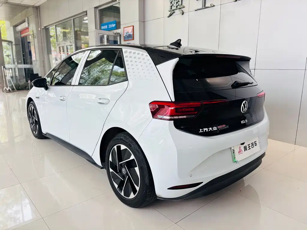 Volkswagen ID.3 — миниатюра 3