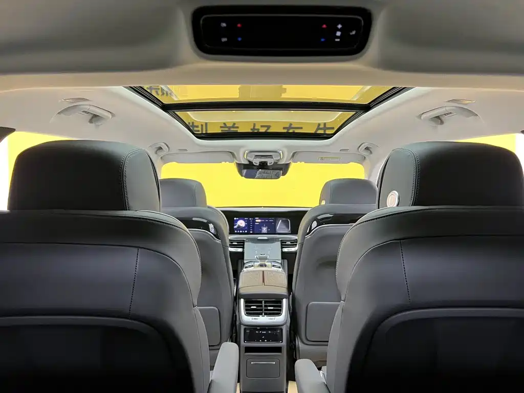 Hongqi Hongqi E-HS9 — миниатюра 30