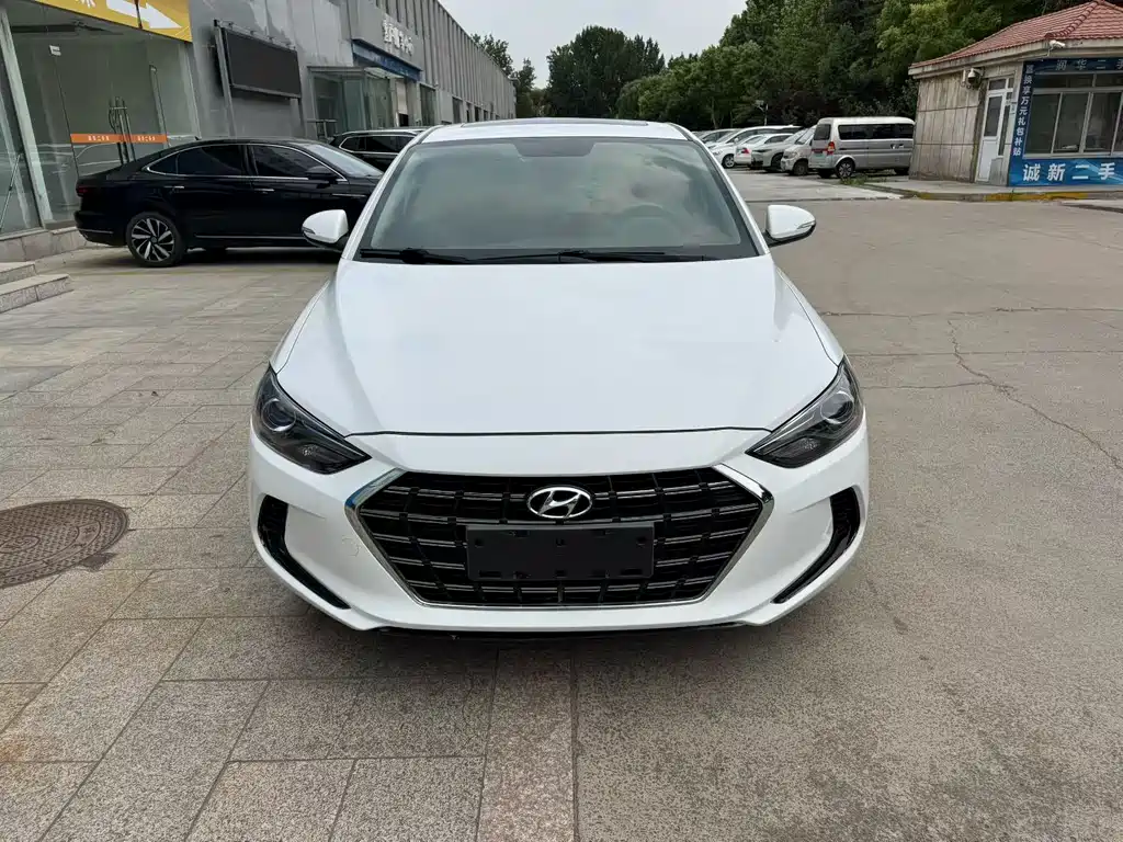 Hyundai Elantra 2020 1.5L CVT Elite