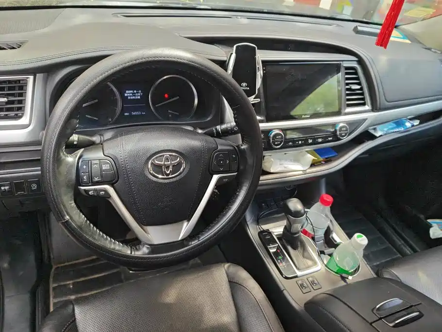 Toyota Highlander — миниатюра 12