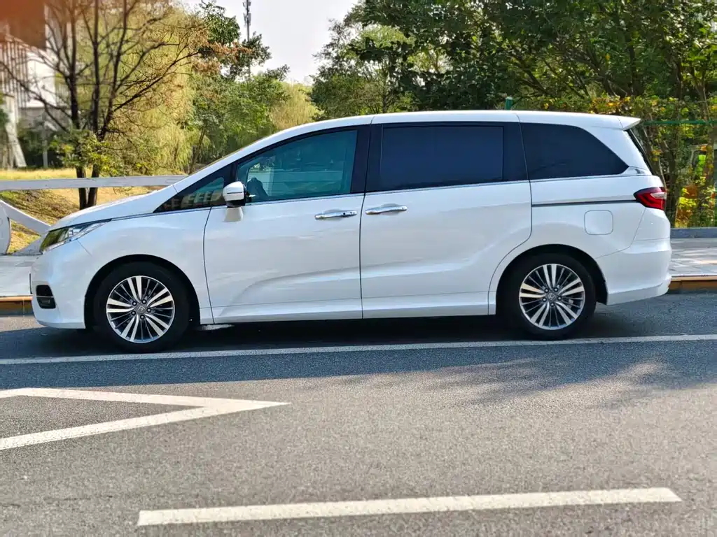 Honda Odyssey — миниатюра 4