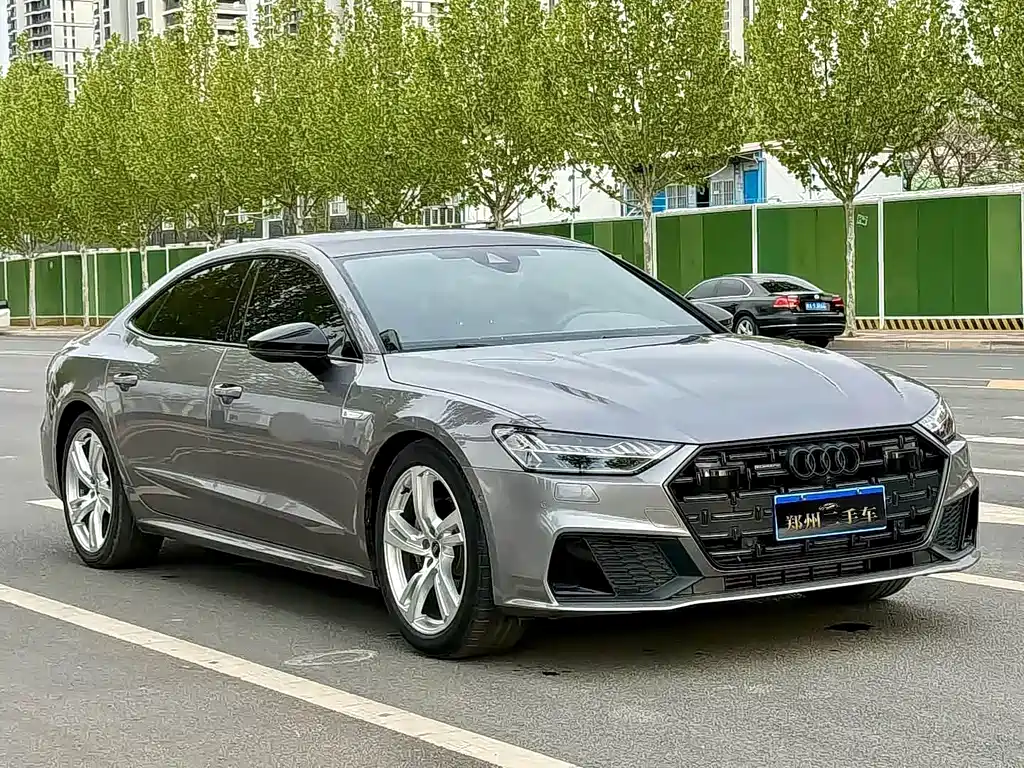 Audi A7L 2022 45 TFSI quattro S-line