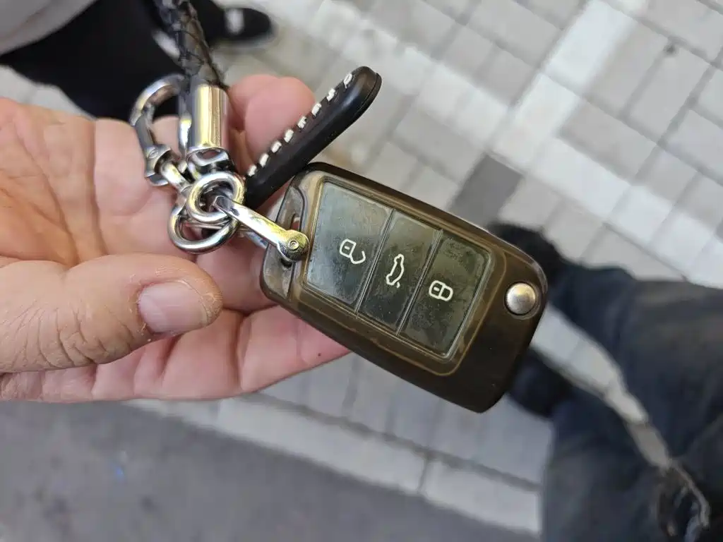 Volkswagen Tiguan L PHEV — миниатюра 9