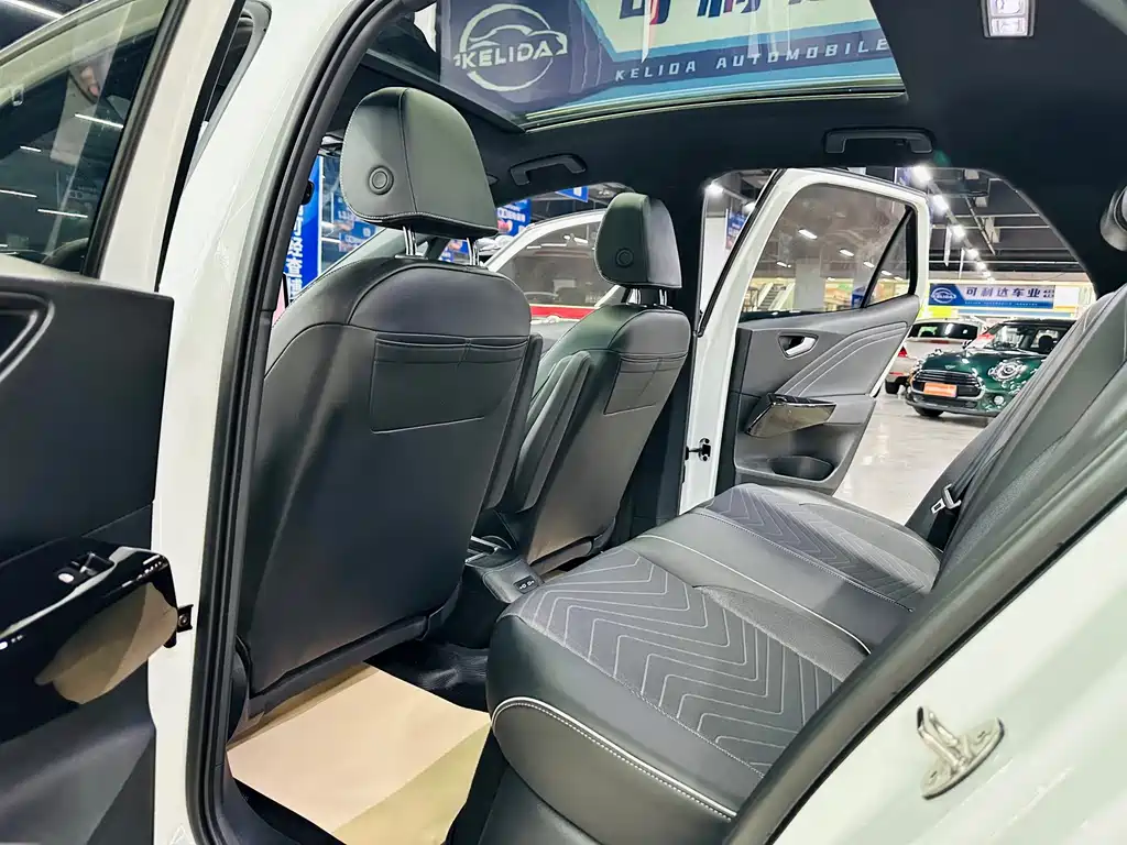 Volkswagen ID.3 — миниатюра 17