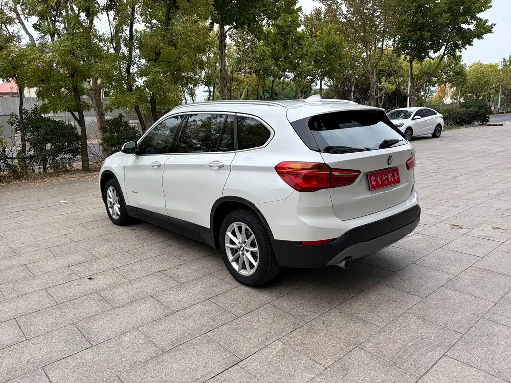 BMW X1 — миниатюра 6