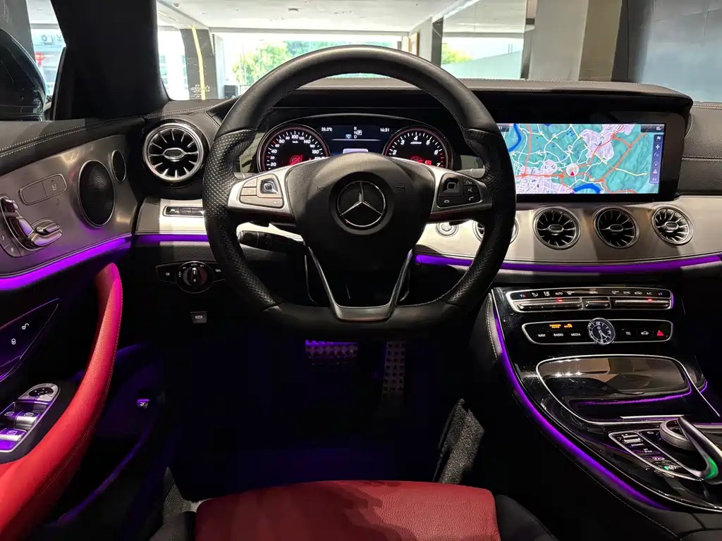 Mercedes-Benz E-Class (Import) — миниатюра 14