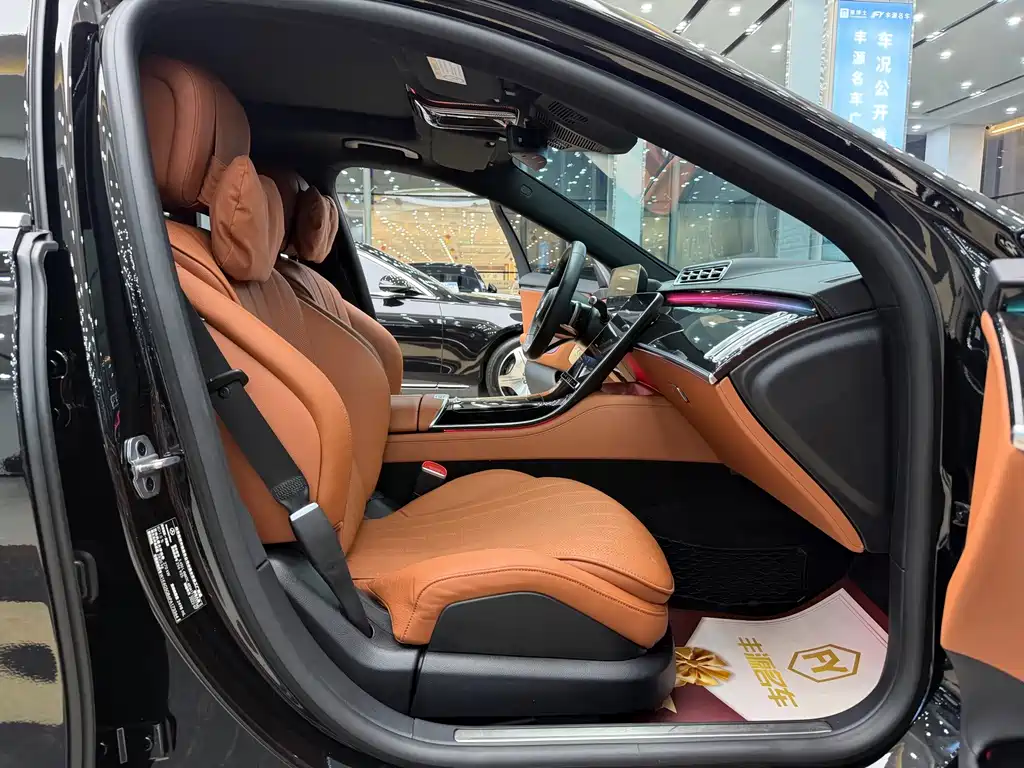 Mercedes-Benz S-Class — миниатюра 7