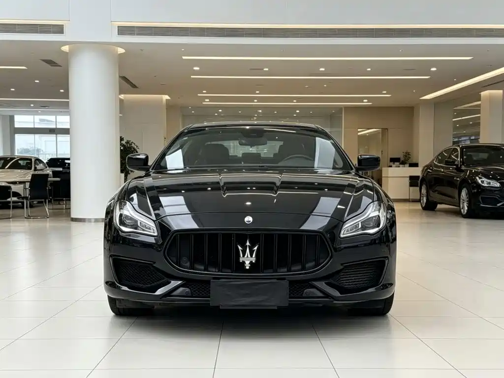 Maserati Quattroporte — миниатюра 2