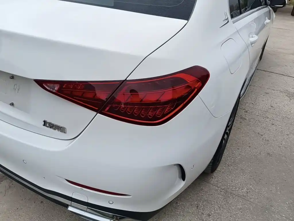 Mercedes-Benz C-Class — миниатюра 8