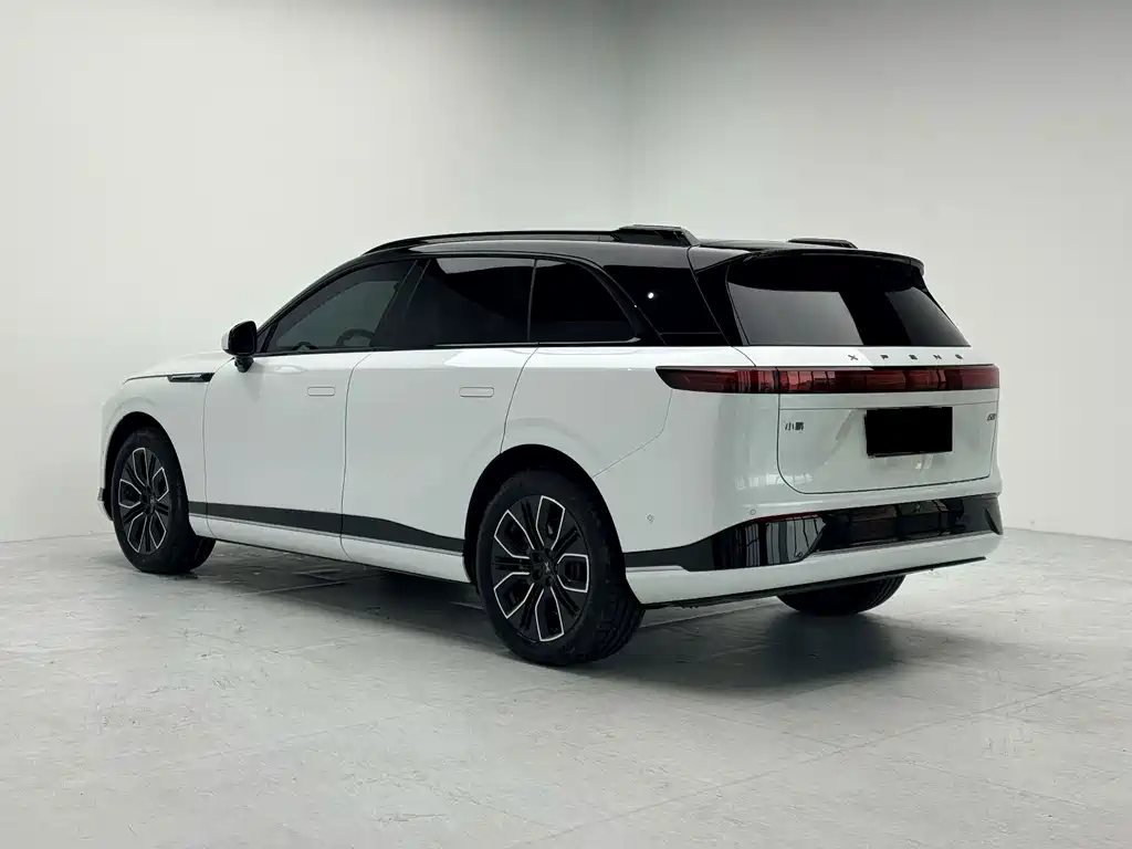 XPeng G9 — миниатюра 10