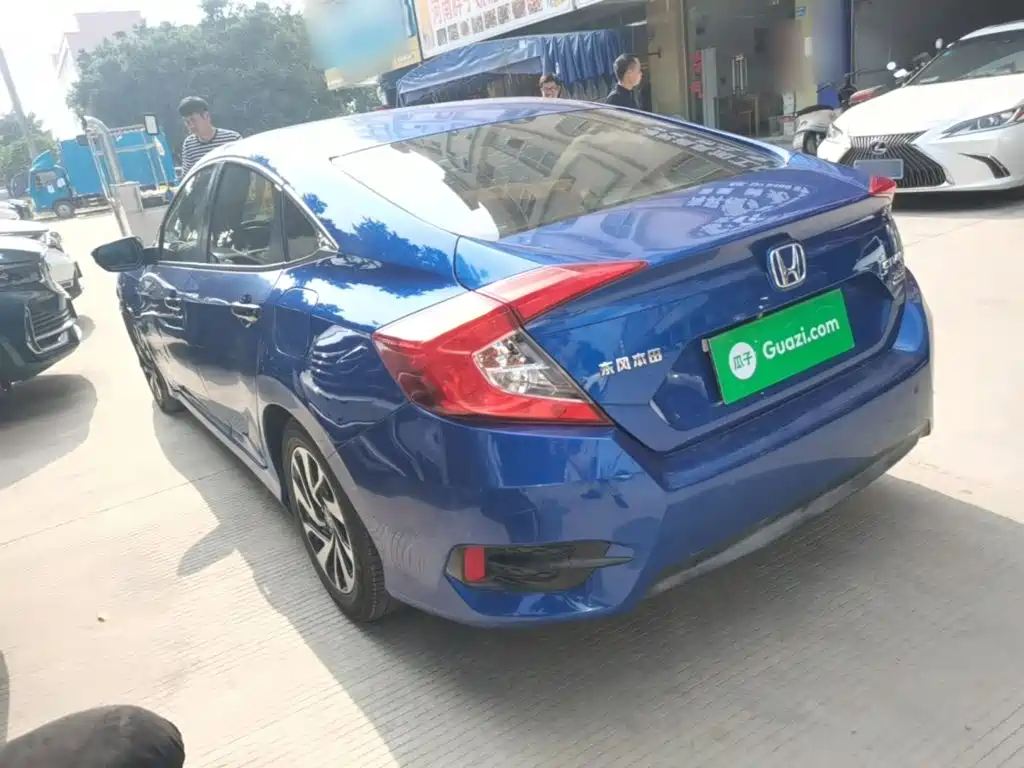 Honda Civic — миниатюра 5
