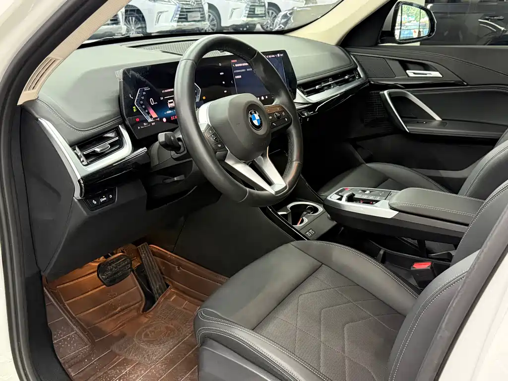BMW X1 2023 sDrive20Li X