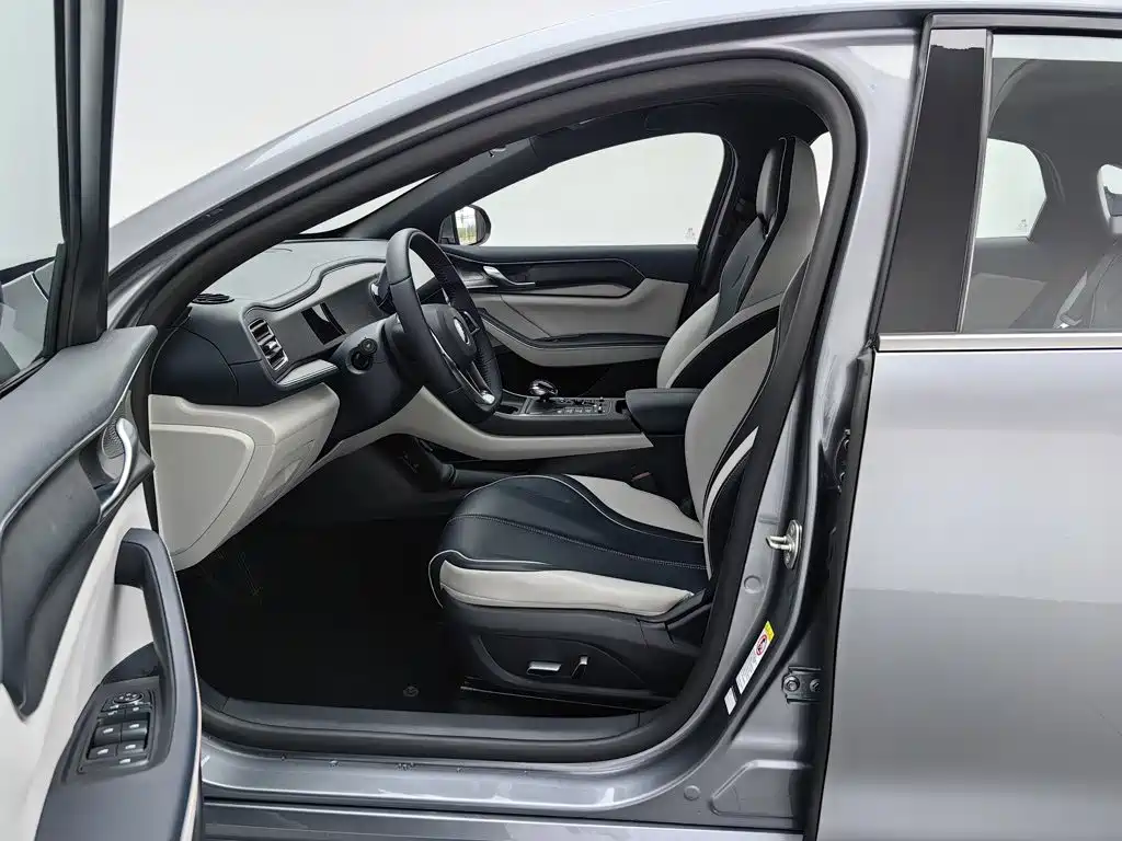 BYD Qin PLUS — миниатюра 10