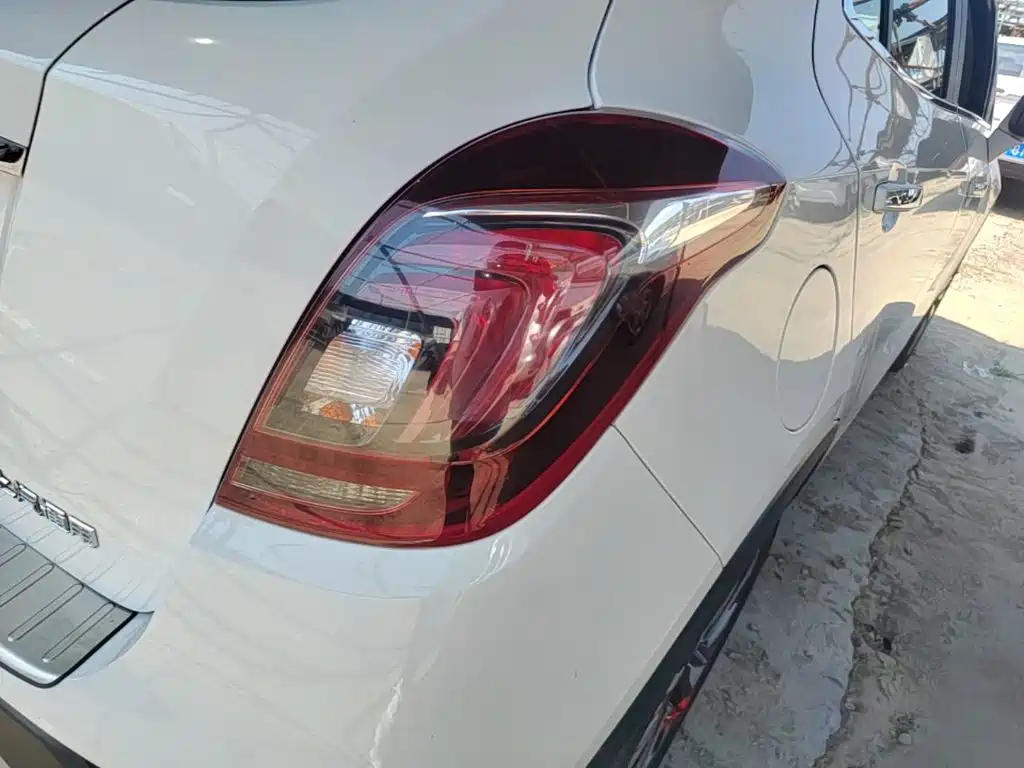 Buick Encore — миниатюра 8