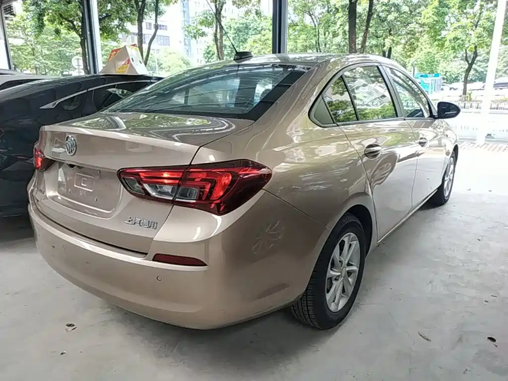 Buick Excelle — миниатюра 7