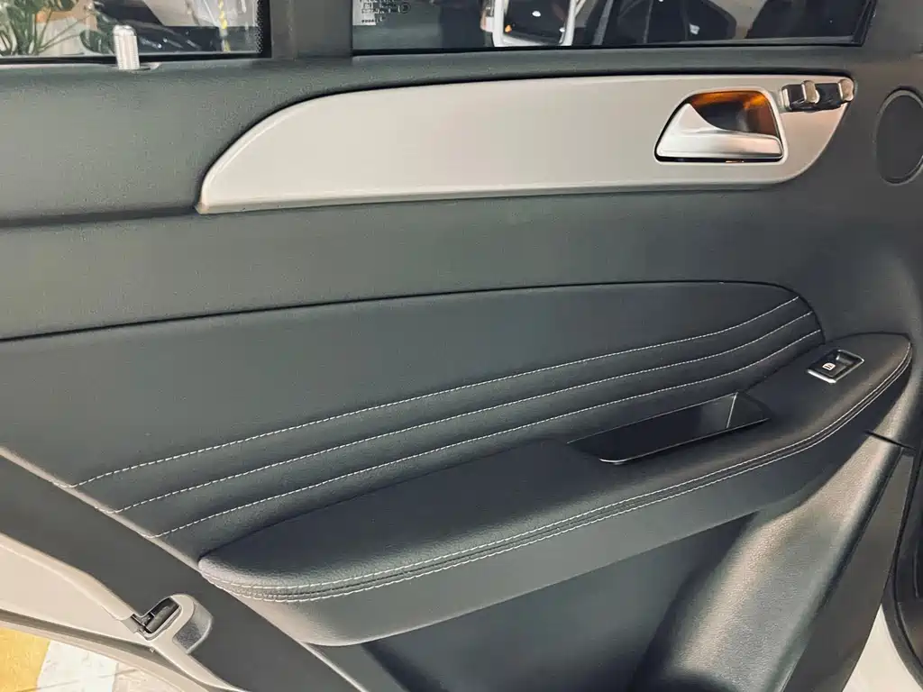 Mercedes-Benz GLE Coupe — миниатюра 9