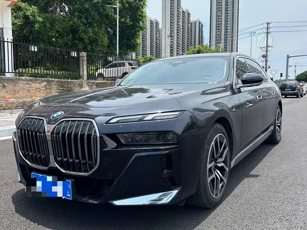 BMW 7 Series 7 2023 735Li M Sport