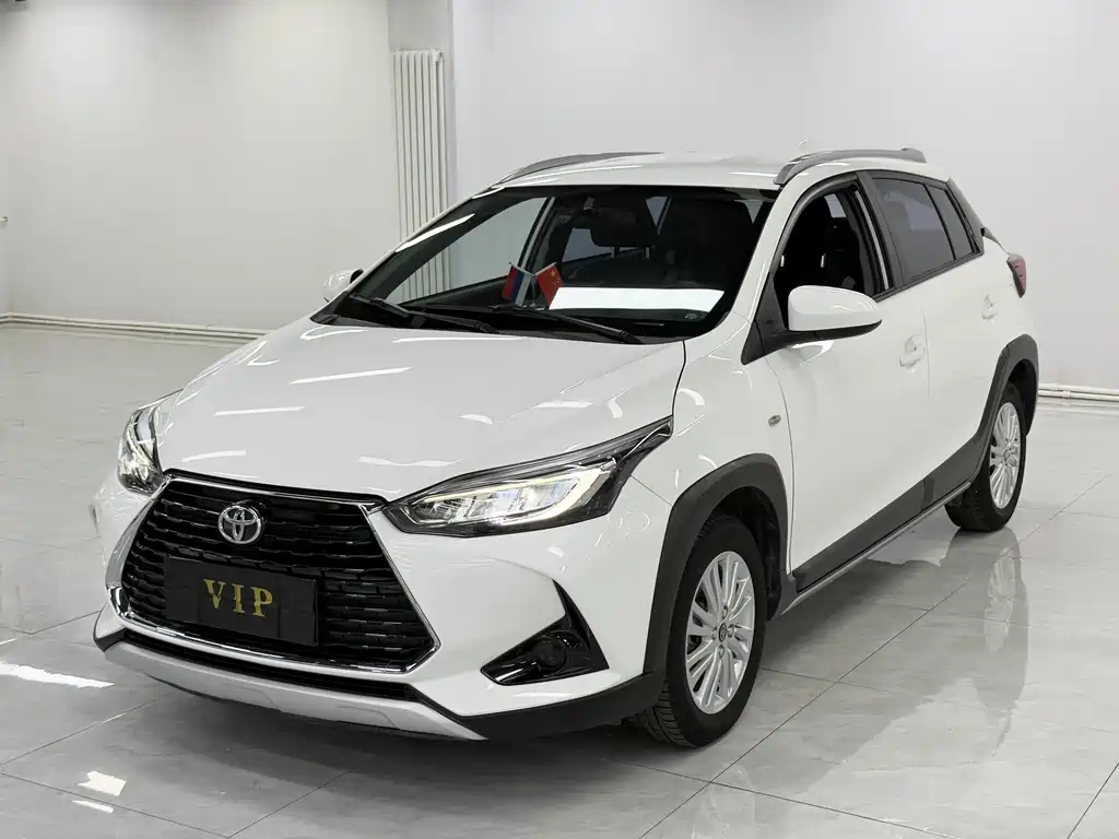 Купить Toyota Yaris L