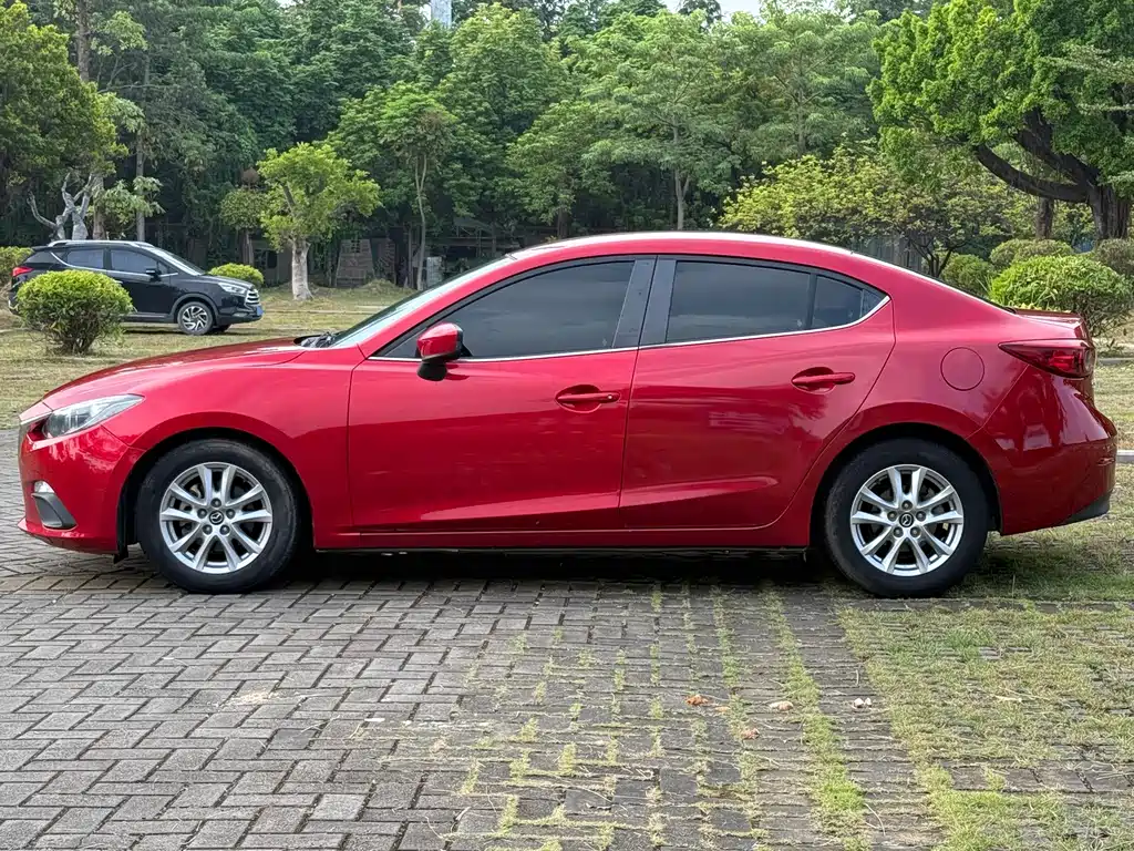 Mazda 3 Axela — миниатюра 4
