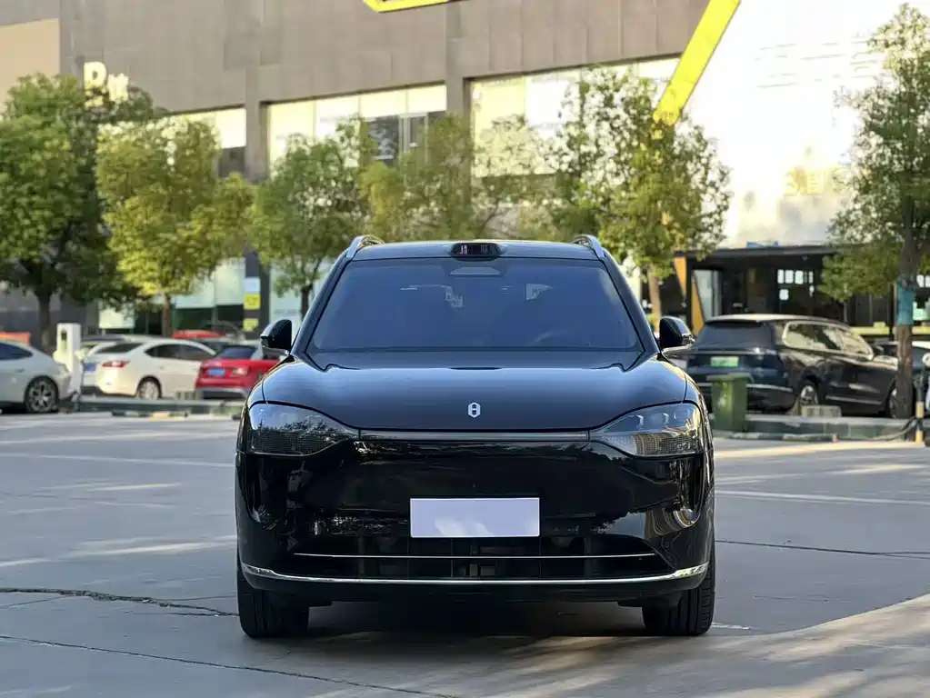 AITO AITO M9 — миниатюра 2