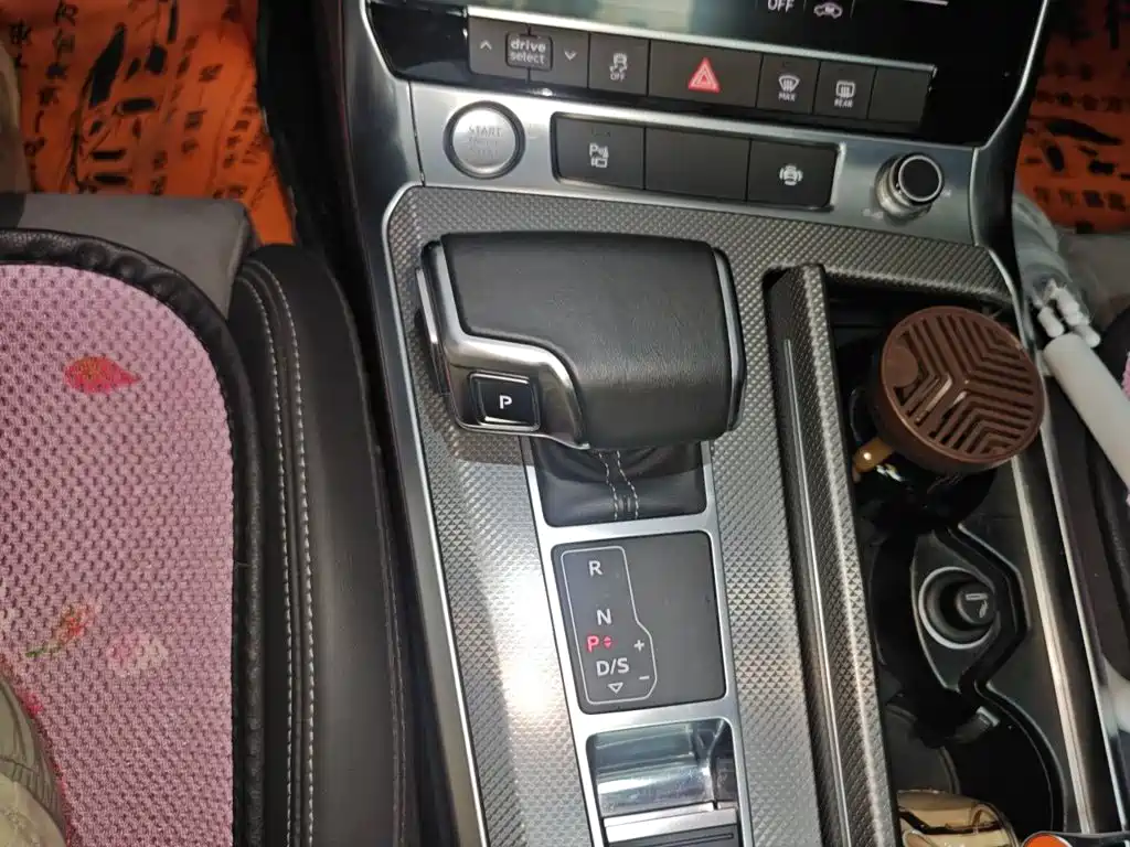 Audi A6L — миниатюра 15