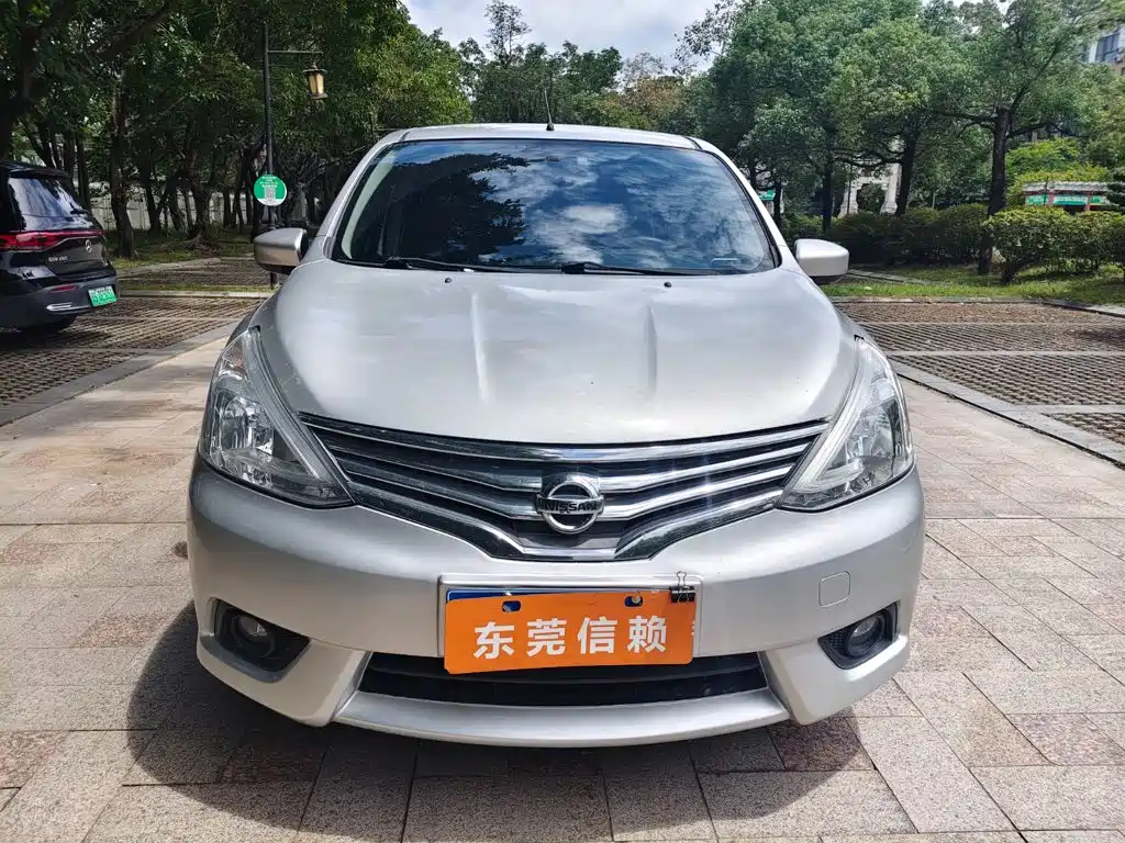 Nissan Livina — миниатюра 3