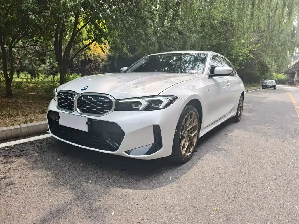 BMW 3 Series 2023