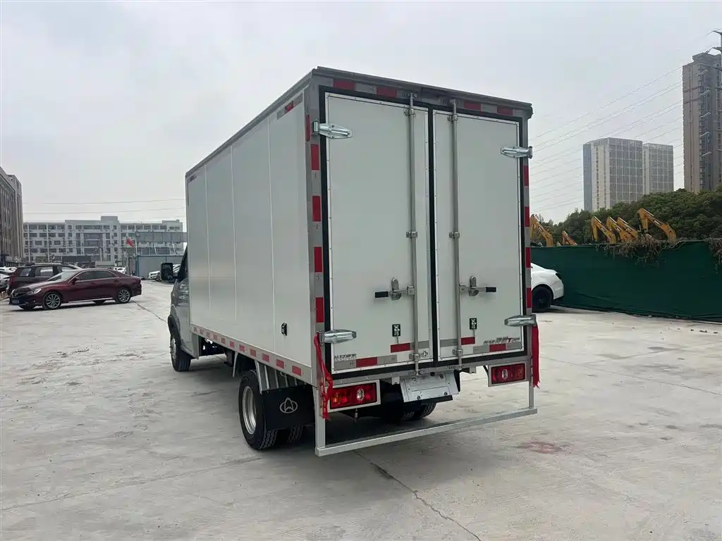 Changan T30 2023 1.6L CNG 3.6 Comfort DAM16KRC