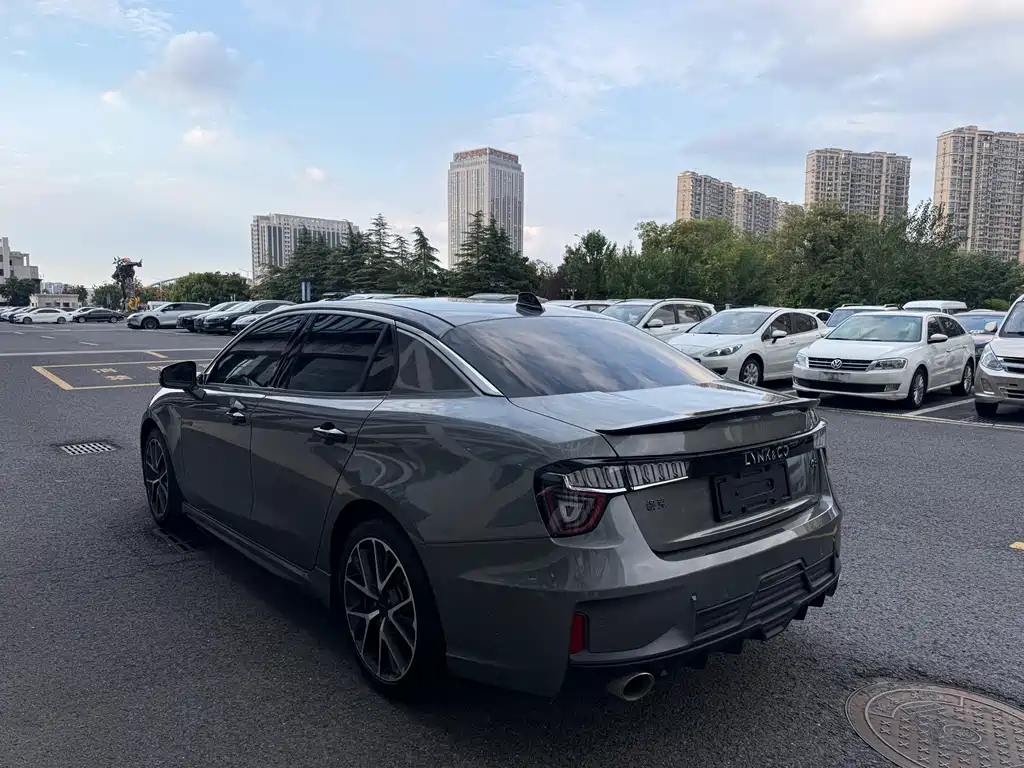 Lynk & Co 03 — миниатюра 18