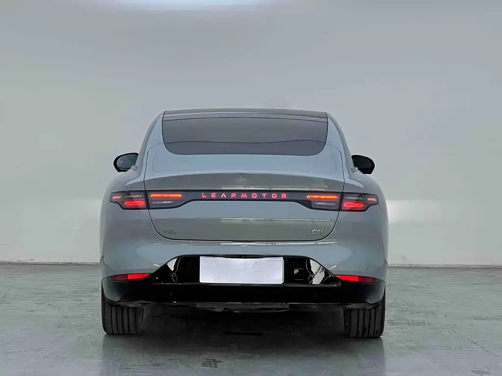 Leapmotor Leapmotor C01 — миниатюра 8