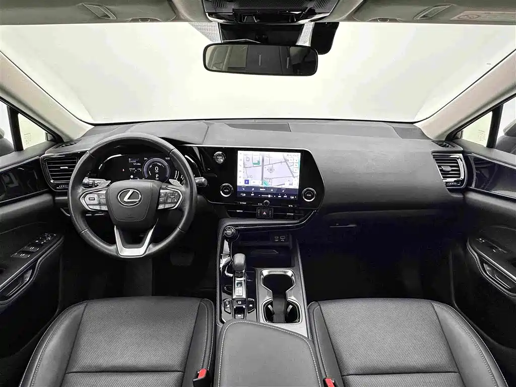 Lexus NX — миниатюра 16