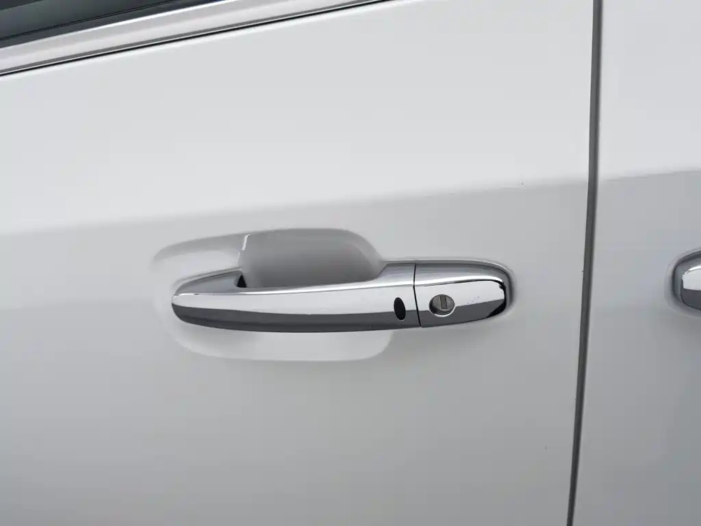 MAXUS G20 — миниатюра 18
