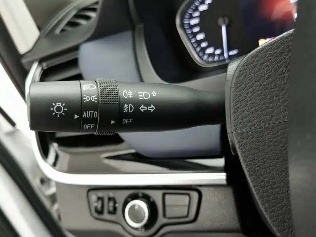 MAXUS G20 — миниатюра 21
