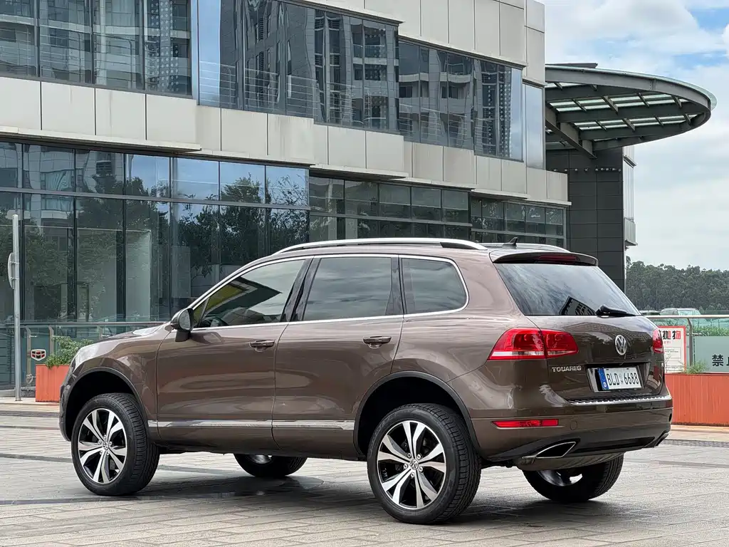 Volkswagen Touareg — миниатюра 22