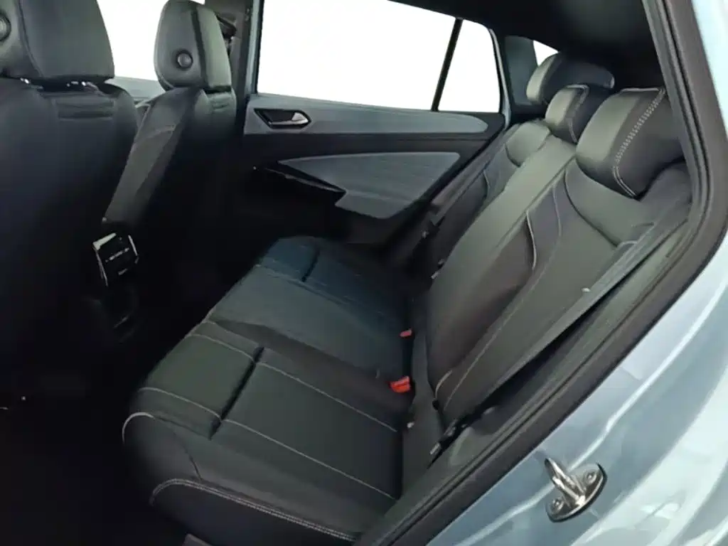 Volkswagen ID.4 X — миниатюра 17