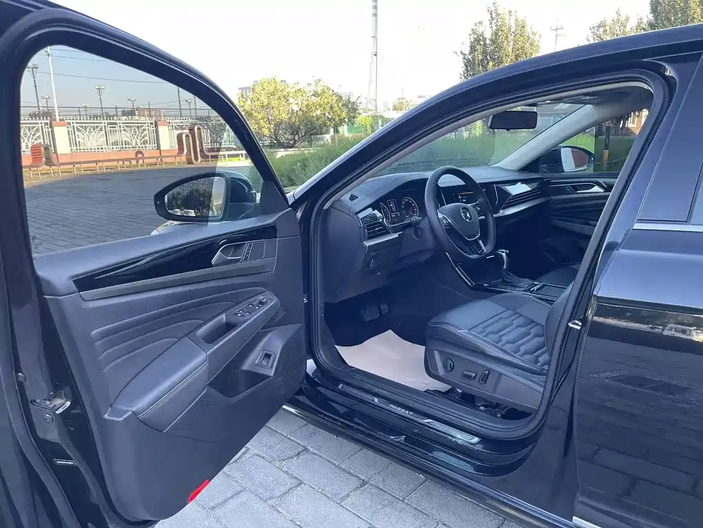 Volkswagen Passat — миниатюра 11
