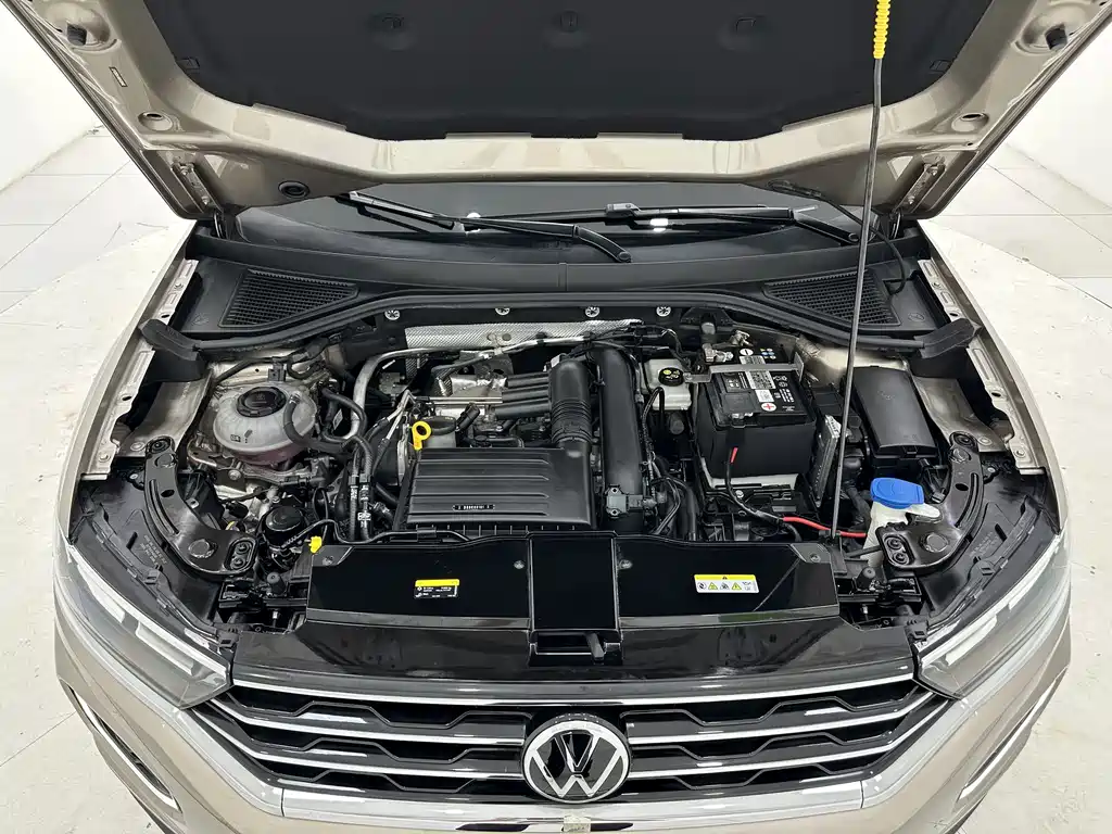 Volkswagen T-Roc — миниатюра 17