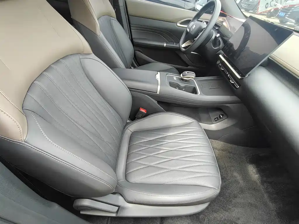 Changan Eado — миниатюра 10