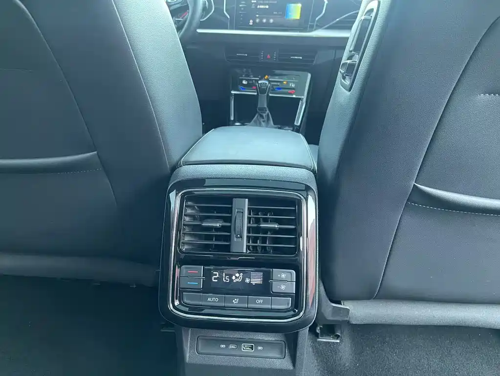 Volkswagen Passat — миниатюра 18